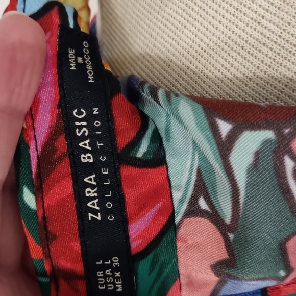 Zara, high neck, 80's colourful floral long flared sleeve shift dress, size L - Picture 8 of 9